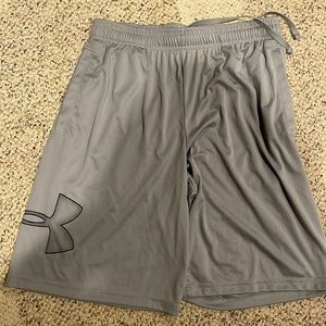 UnderArmour Mens shorts
